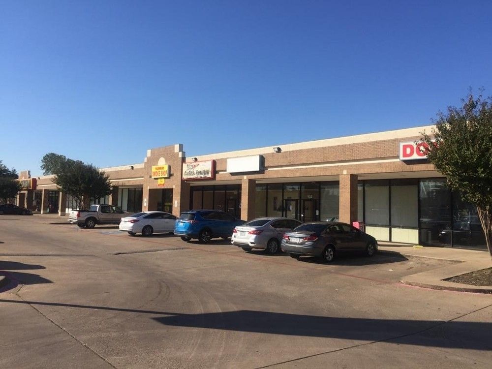 Pioneer Shopping Center: 625 Pioneer Rd, Mesquite, TX 75149